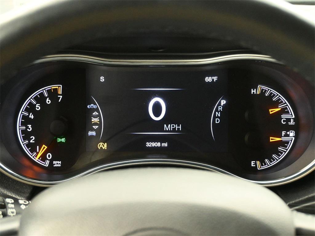 used 2021 Jeep Grand Cherokee car, priced at $27,500