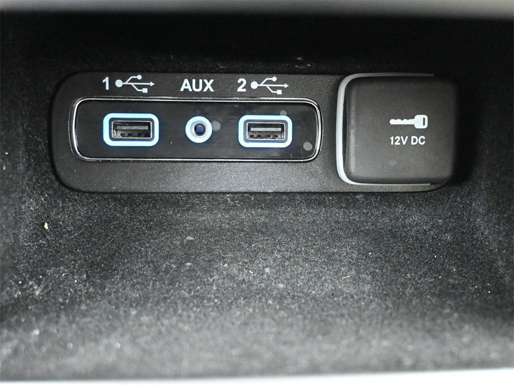 used 2021 Jeep Grand Cherokee car, priced at $27,500