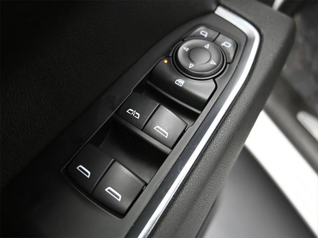 used 2023 GMC Sierra 1500 car, priced at $42,000