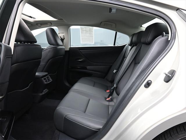 used 2024 Lexus ES 350 car, priced at $43,000