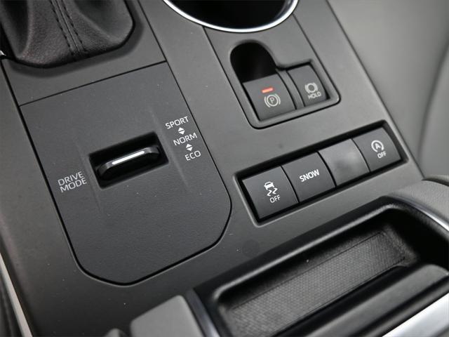 used 2021 Toyota Highlander car, priced at $35,250
