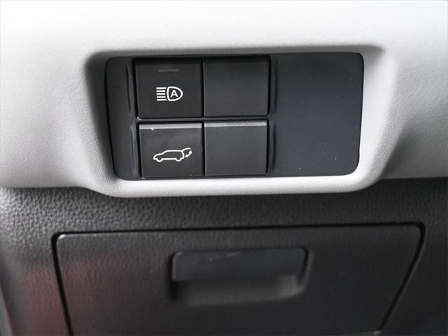 used 2021 Toyota Highlander car, priced at $35,250