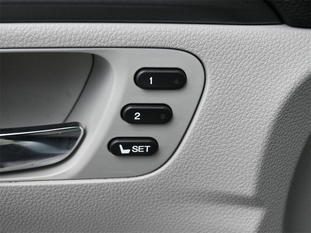 used 2022 Honda Pilot car, priced at $32,500