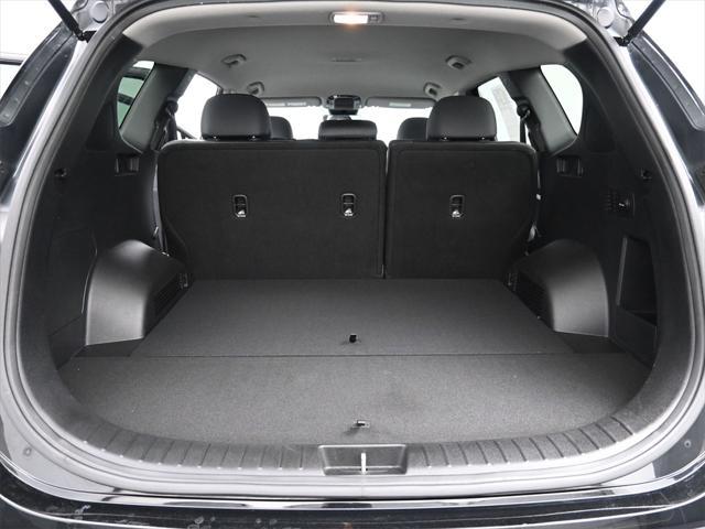 used 2022 Hyundai Santa Fe car, priced at $27,000