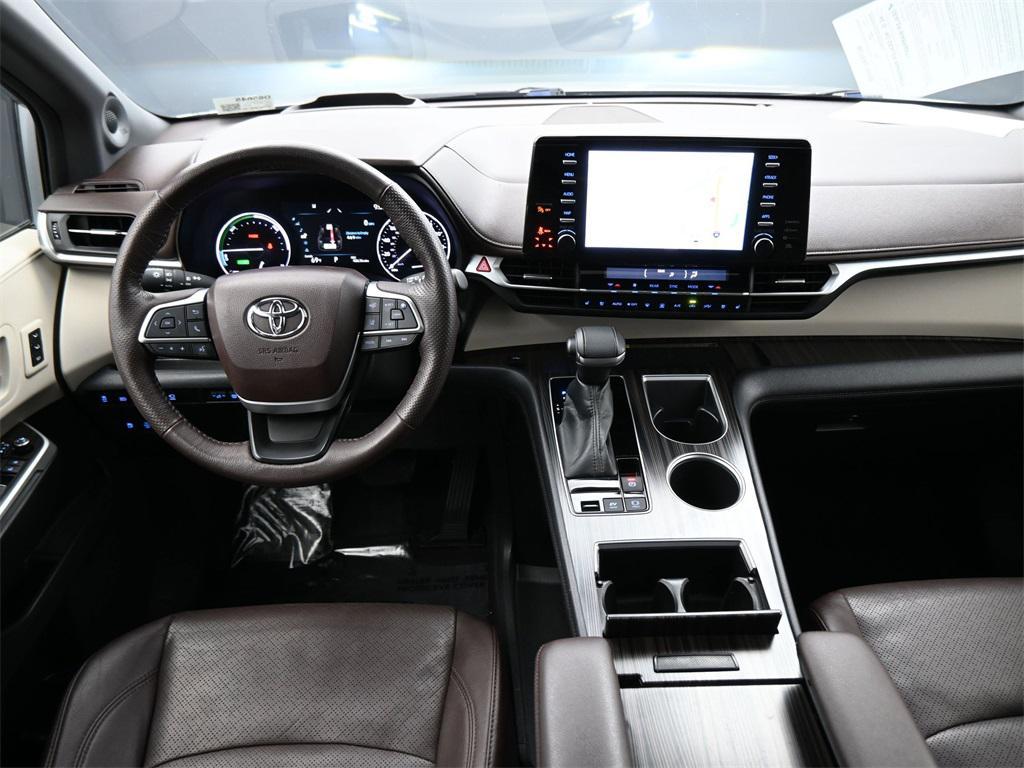 used 2022 Toyota Sienna car, priced at $44,500