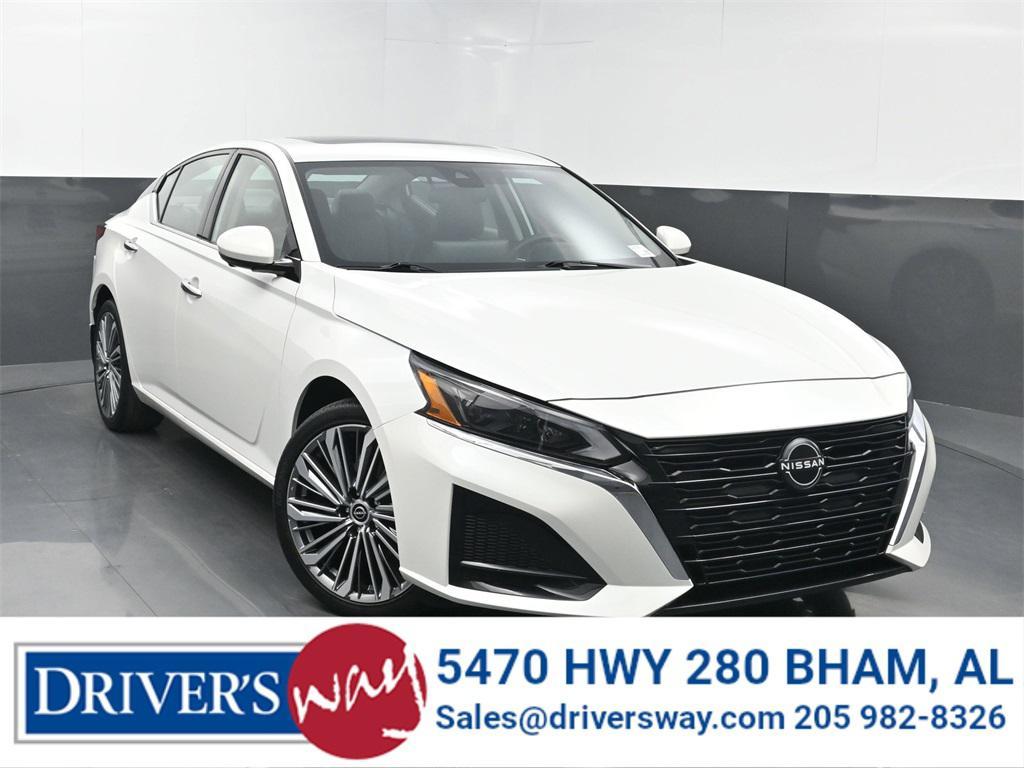 used 2023 Nissan Altima car, priced at $25,750