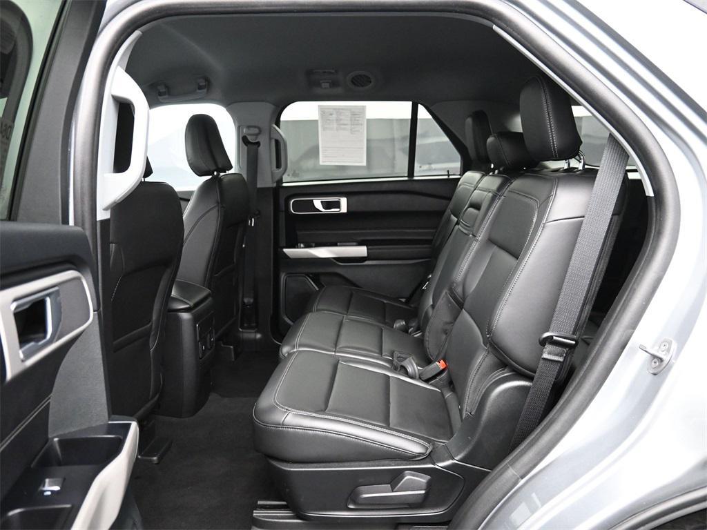 used 2024 Ford Explorer car, priced at $33,000