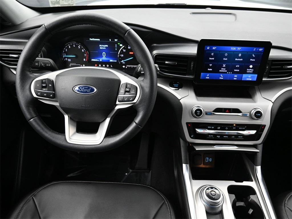 used 2024 Ford Explorer car, priced at $33,000