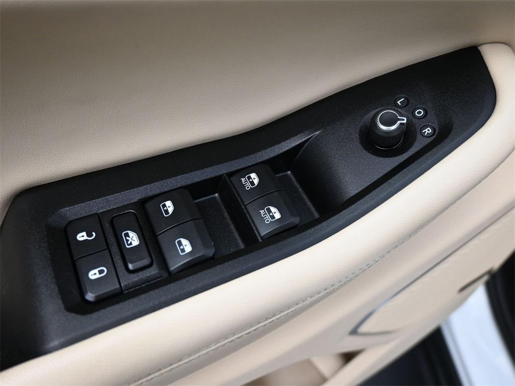used 2022 Jeep Grand Cherokee L car, priced at $31,750