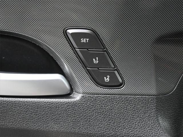 used 2022 Hyundai Santa Fe car, priced at $27,000