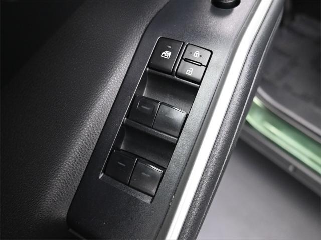 used 2024 Toyota Highlander car, priced at $43,500