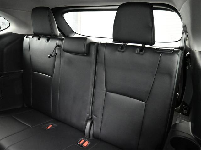 used 2024 Toyota Highlander car, priced at $43,500