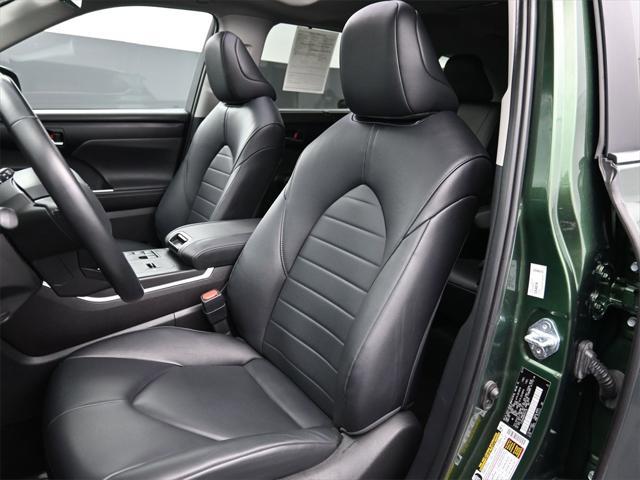 used 2024 Toyota Highlander car, priced at $43,500