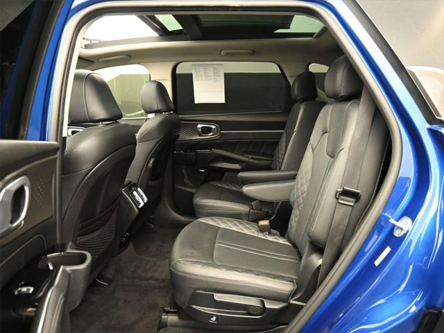 used 2021 Kia Sorento car, priced at $22,250