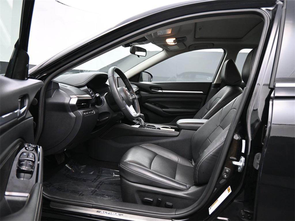 used 2022 Nissan Altima car, priced at $23,250