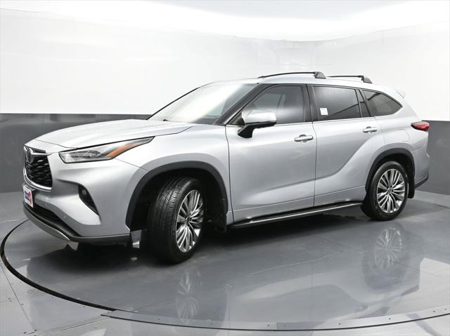 used 2021 Toyota Highlander car, priced at $39,797