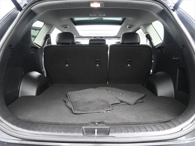 used 2023 Hyundai Santa Fe car, priced at $27,500