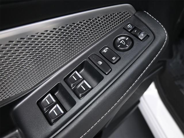used 2023 Acura MDX car, priced at $43,000