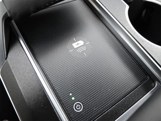 used 2023 Acura MDX car, priced at $43,000