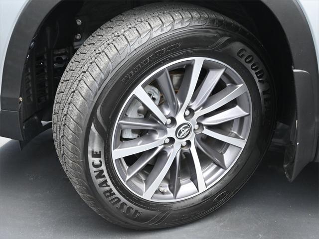 used 2019 Toyota Highlander car, priced at $26,000
