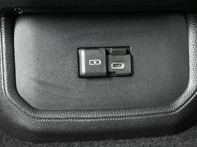 used 2022 Toyota Highlander car, priced at $35,500