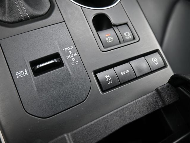 used 2022 Toyota Highlander car, priced at $35,500