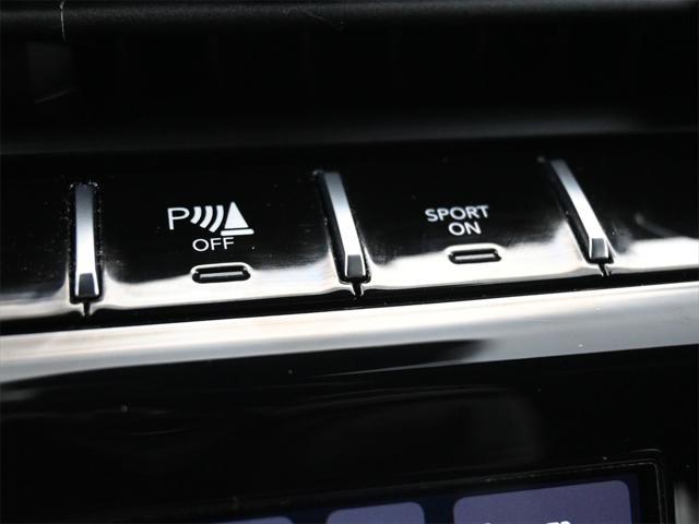 used 2023 Jeep Grand Cherokee car, priced at $36,497