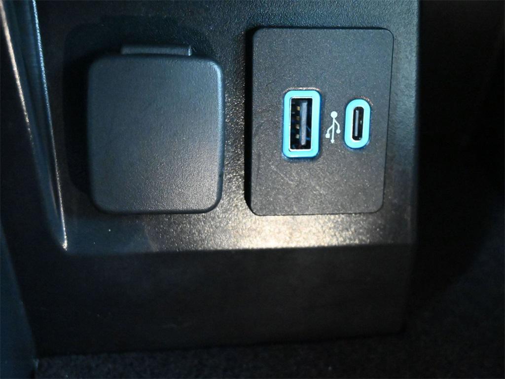 used 2024 Ford Explorer car, priced at $31,000