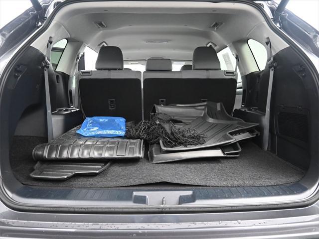 used 2022 Toyota Highlander car, priced at $25,097