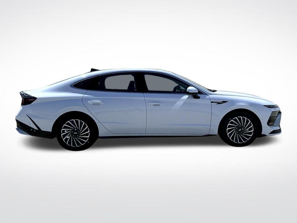 new 2025 Hyundai Sonata Hybrid car, priced at $38,309