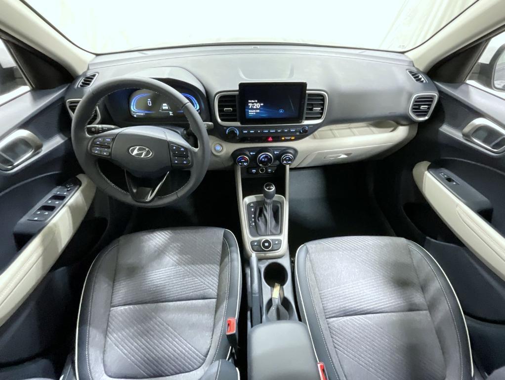 new 2025 Hyundai Venue car, priced at $24,774