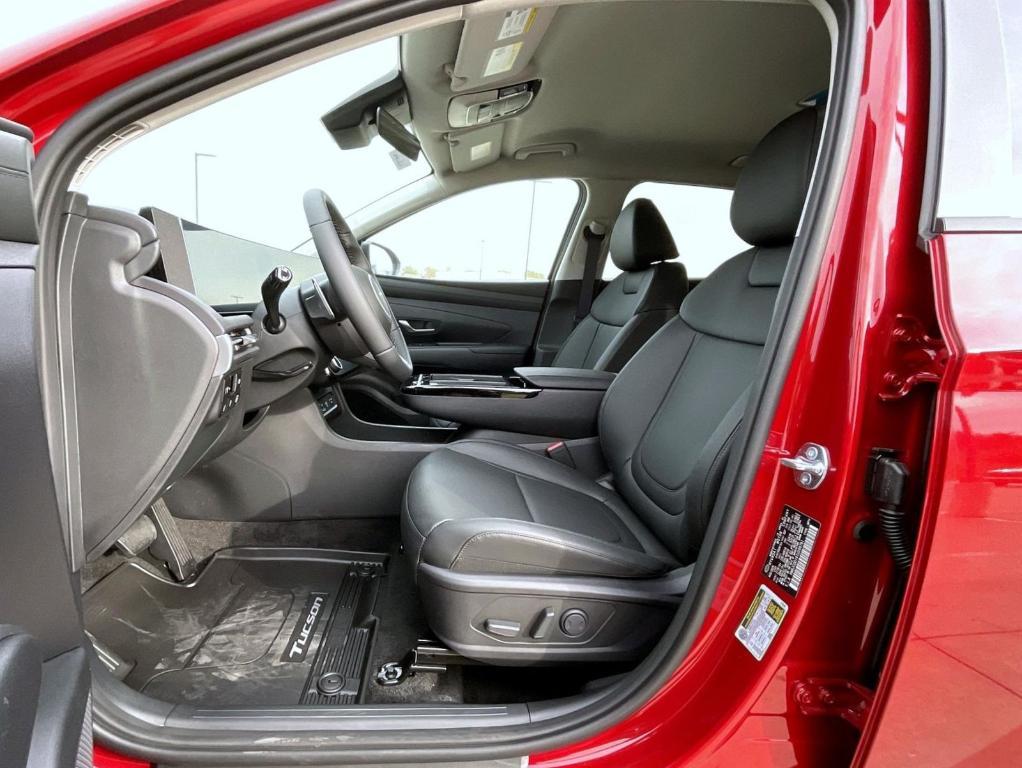 new 2026 Hyundai TUCSON Hybrid car, priced at $33,754