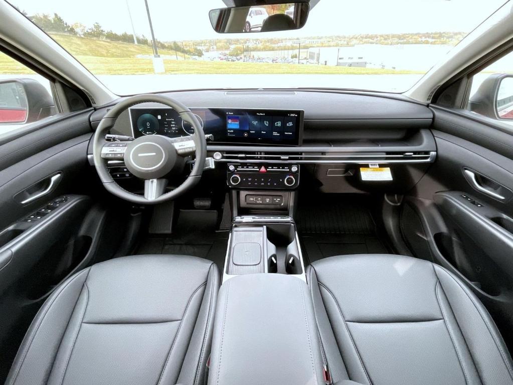 new 2026 Hyundai TUCSON Hybrid car, priced at $33,754