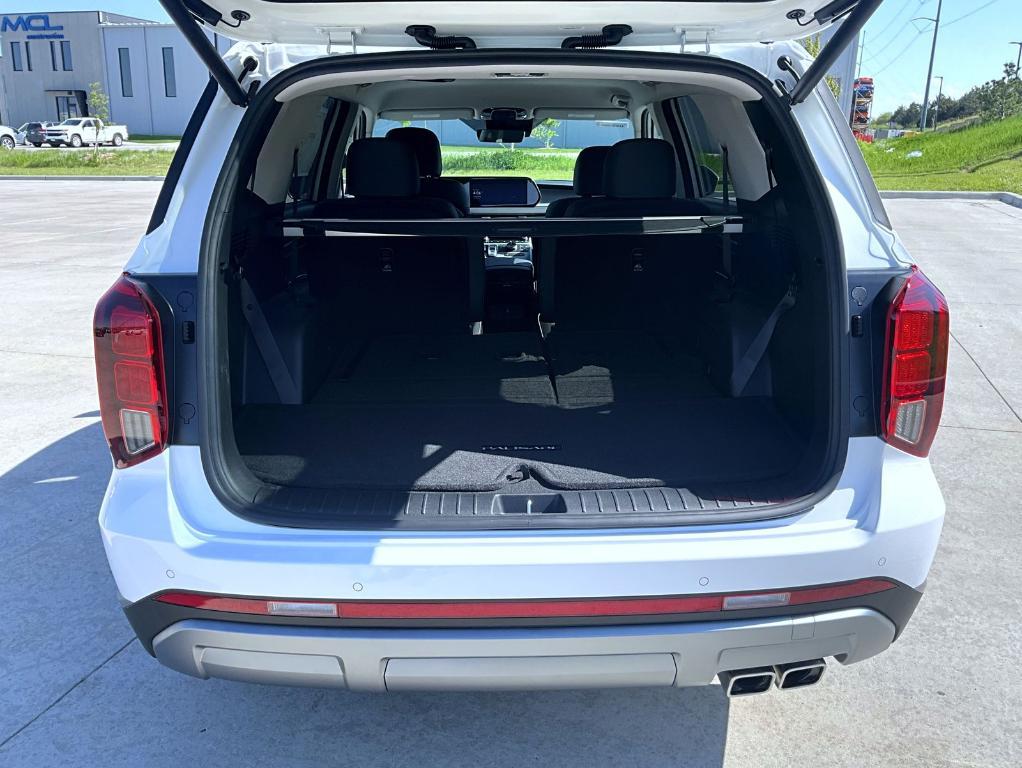 new 2025 Hyundai Palisade car, priced at $43,669