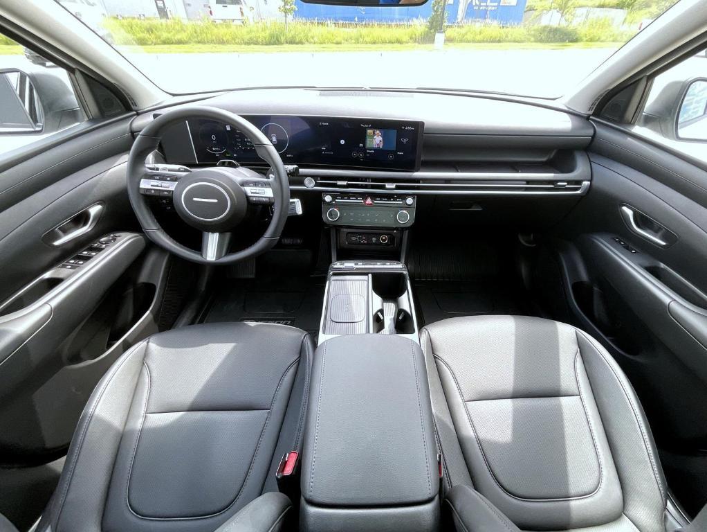 used 2025 Hyundai TUCSON Hybrid car, priced at $34,820