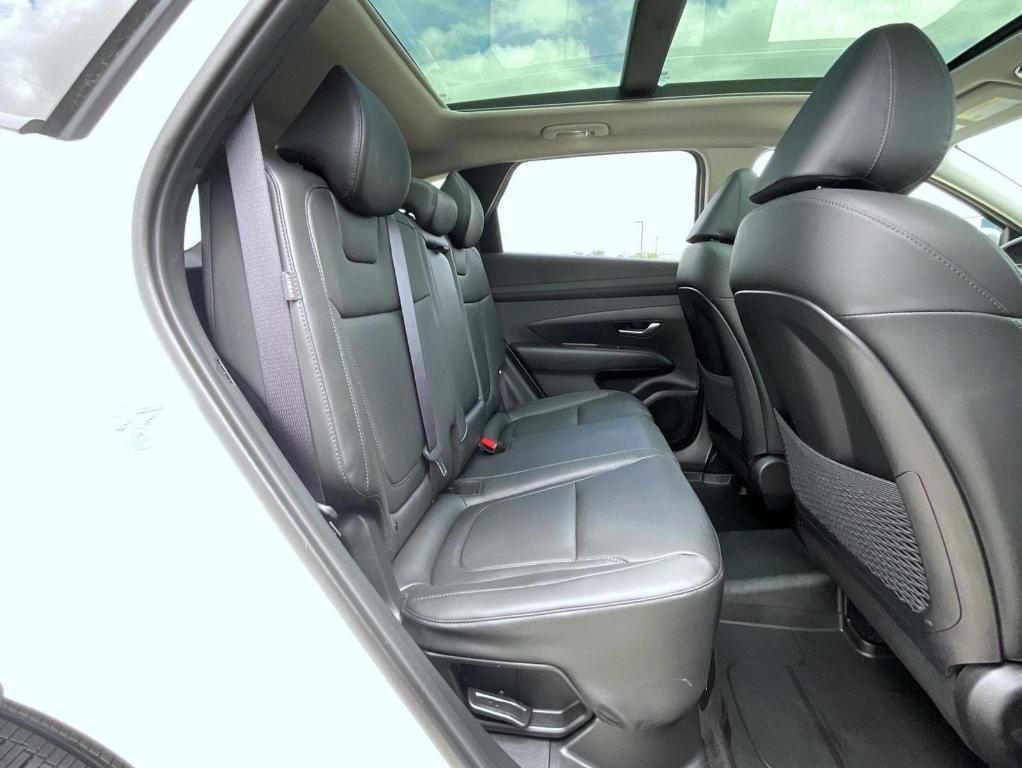 used 2025 Hyundai TUCSON Hybrid car, priced at $34,820