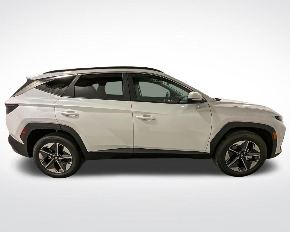 new 2025 Hyundai Tucson Hybrid car, priced at $37,338