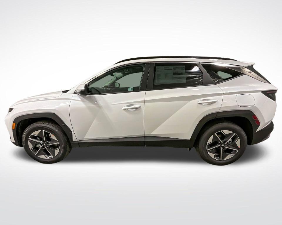 new 2025 Hyundai Tucson Hybrid car, priced at $37,338