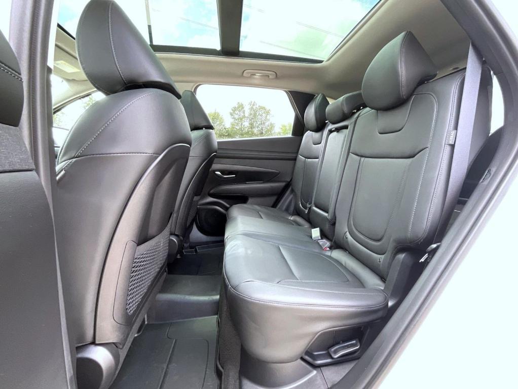 used 2025 Hyundai TUCSON Hybrid car, priced at $34,820