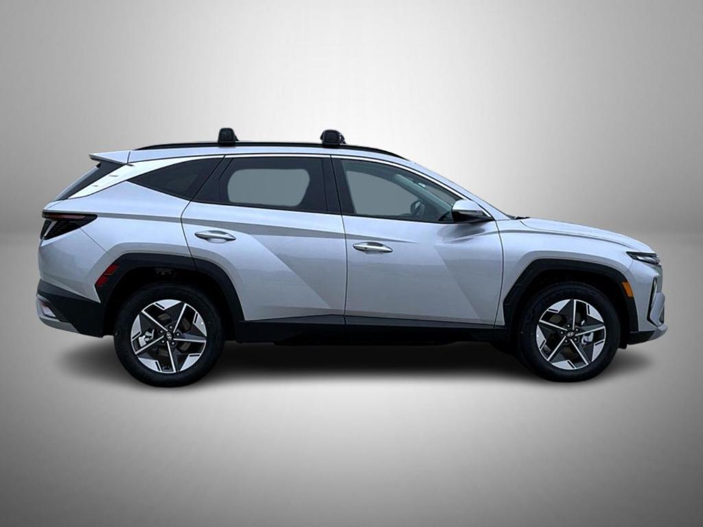 new 2026 Hyundai TUCSON Hybrid car, priced at $33,254