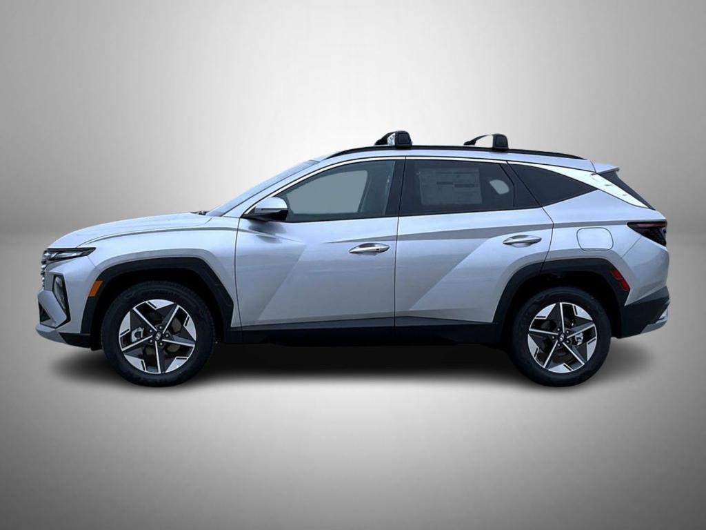 new 2026 Hyundai TUCSON Hybrid car, priced at $33,254
