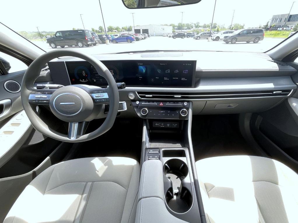 new 2025 Hyundai Sonata car, priced at $30,379