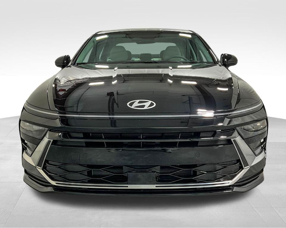 new 2025 Hyundai Sonata Hybrid car, priced at $32,239