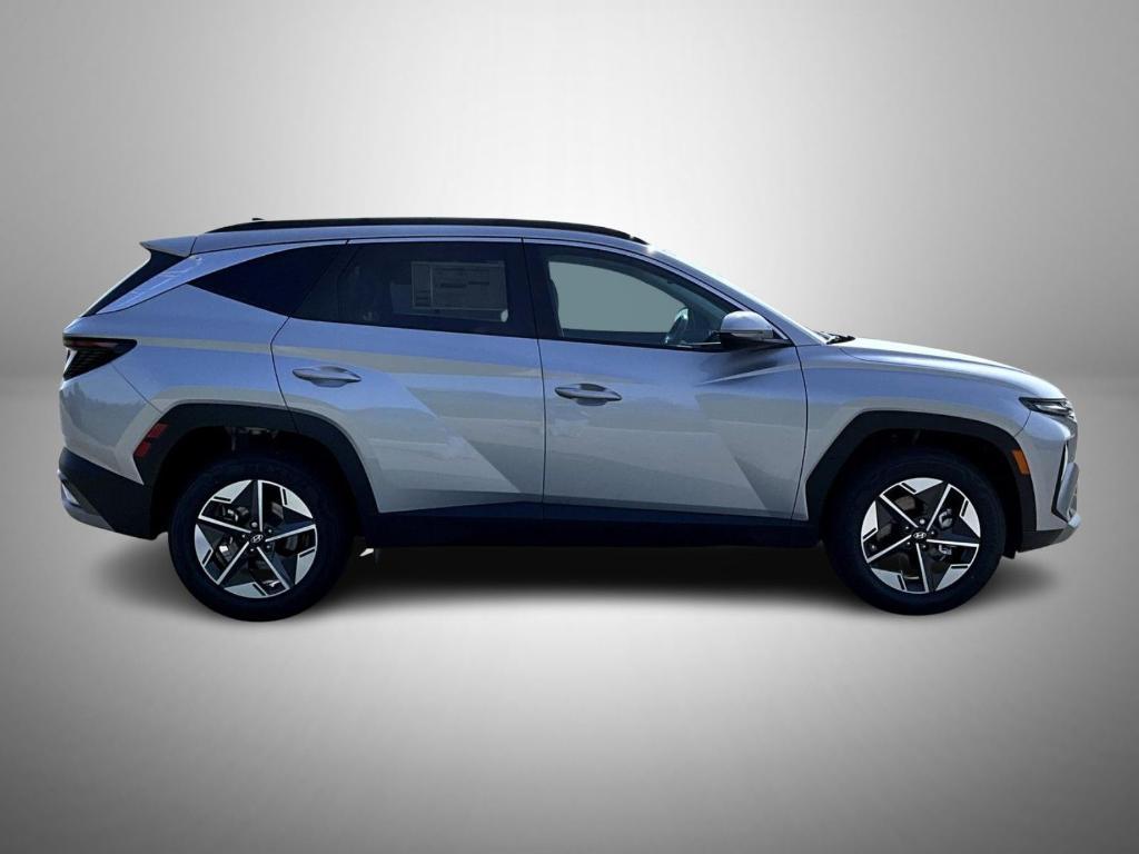 new 2025 Hyundai TUCSON Hybrid car, priced at $32,114