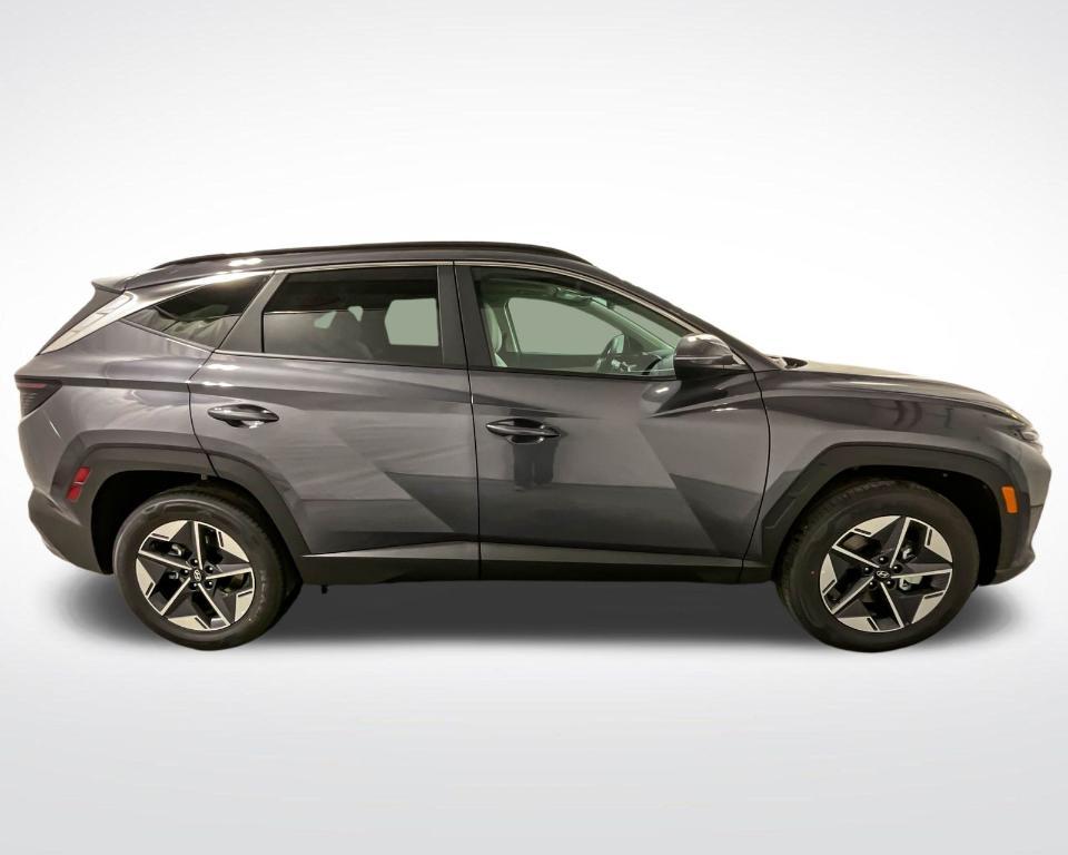 new 2025 Hyundai Tucson Hybrid car, priced at $37,121