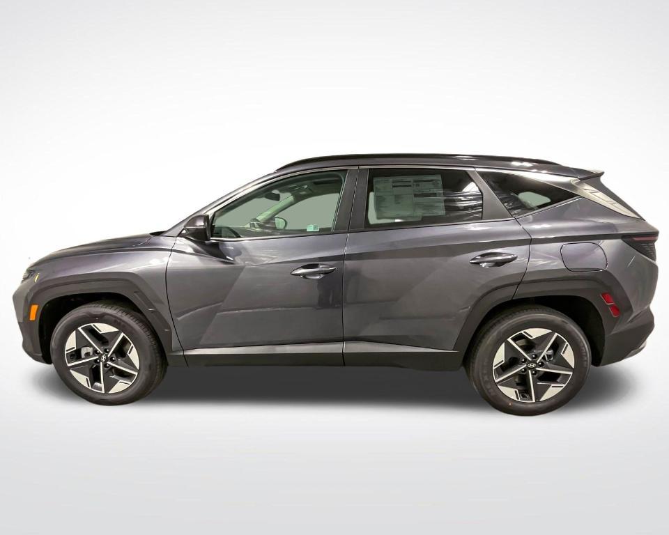 new 2025 Hyundai Tucson Hybrid car, priced at $37,121