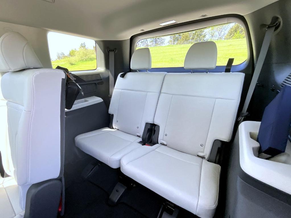 new 2025 Hyundai Santa Fe car, priced at $39,244