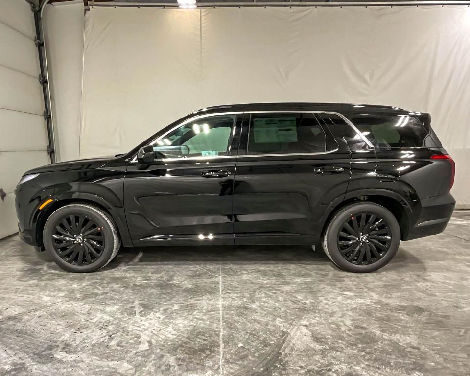 used 2025 Hyundai Palisade car, priced at $51,337