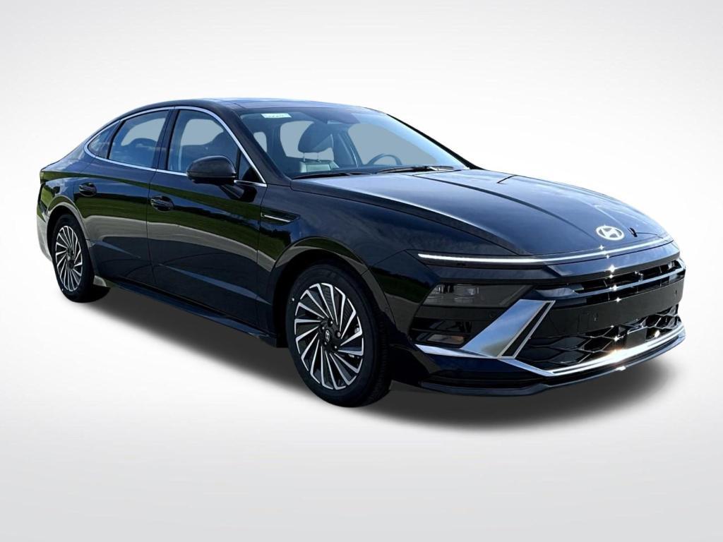 new 2025 Hyundai Sonata Hybrid car, priced at $37,784