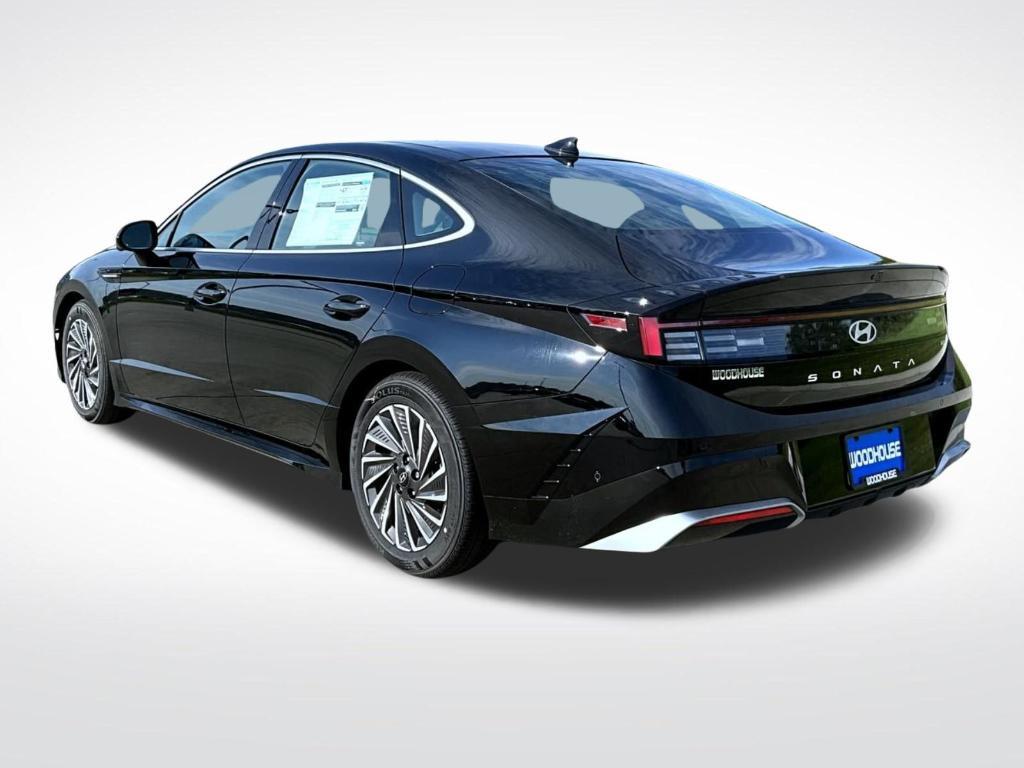new 2025 Hyundai Sonata Hybrid car, priced at $37,784